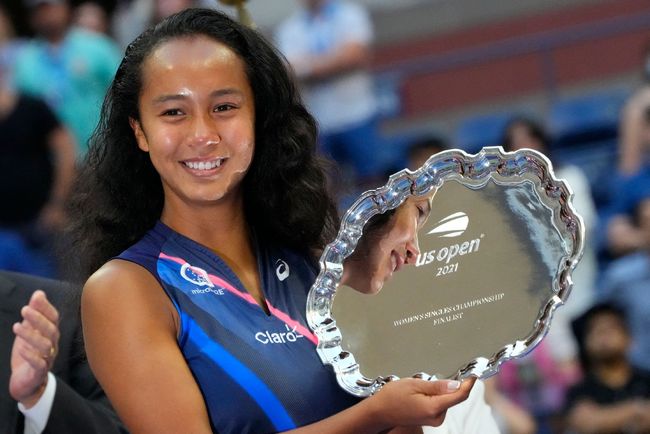 的模特公开 的模特公开