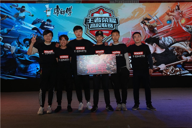 为多特提供 为多特提供